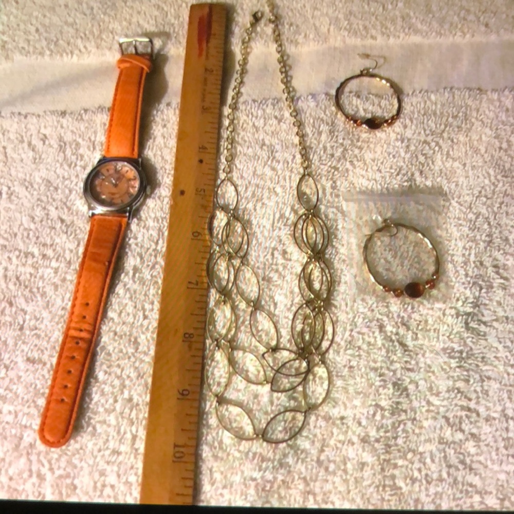 MOVING SALE NO HAGGLING NWOT AVON GOLDTONE EARRING/NECKLACE SET & ORANGE WATCH.